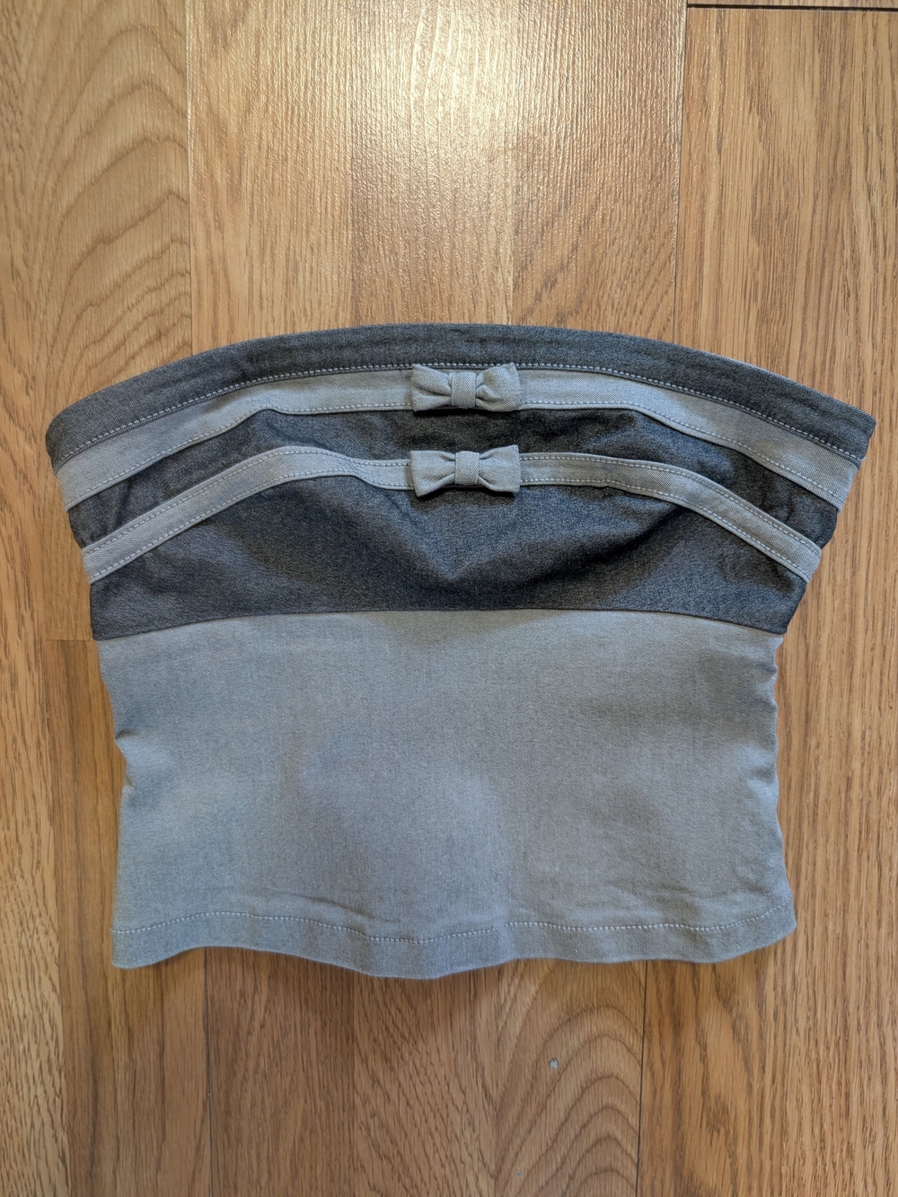 Kimchi Blue Gray Strapless Tube Top with Bow Trim